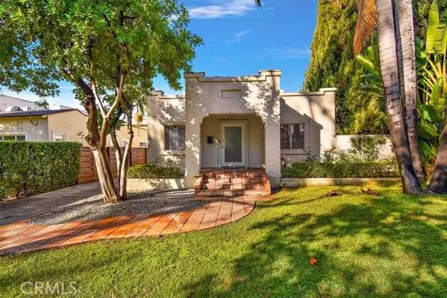 1027 N Spaulding AVE, West Hollywood, CA 90046