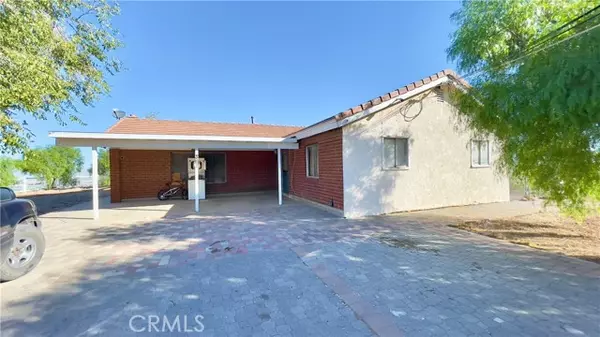 Palmdale, CA 93550,2215 Moonshadow Ranch RD