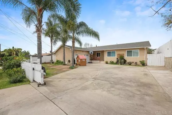 654 La Presa, Spring Valley, CA 91977