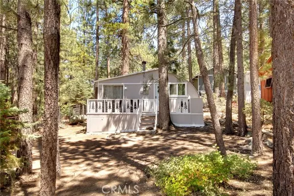 745 Eureka DR, Big Bear Lake, CA 92315