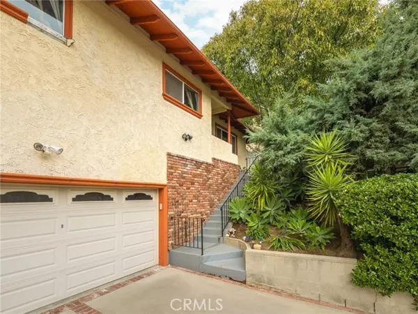 Sunland, CA 91040,10576 Colebrook ST