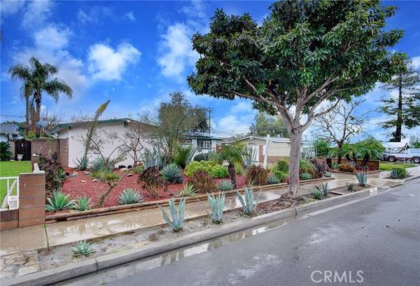 7712 DAVMOR AVE, Stanton, CA 90680