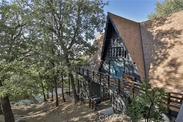 28930 Banff DR, Lake Arrowhead, CA 92352