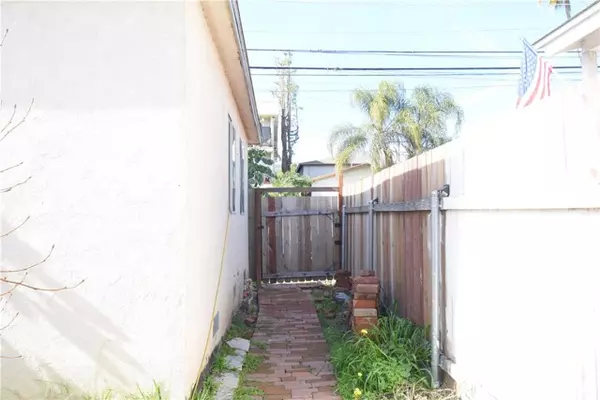 San Pedro, CA 90731,134 N Cabrillo AVE