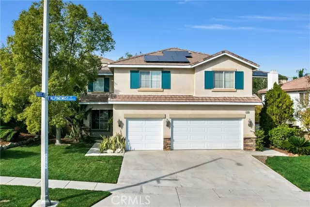 2149 Alpinemist ST, Corona, CA 92879