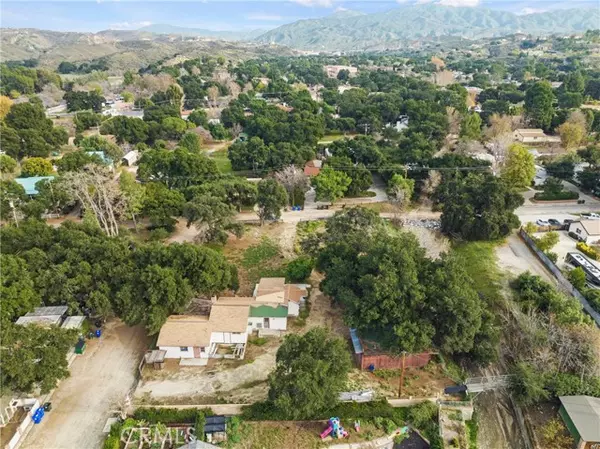Newhall, CA 91321,24811 Meadview AVE