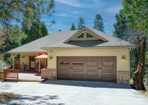 588 Pioneer RD, Lake Arrowhead, CA 92352