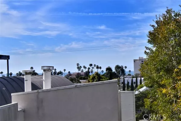 Santa Monica, CA 90405,2115 3rd ST 308