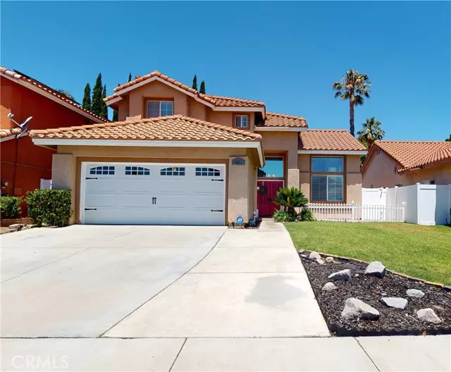 3071 Hampshire CIR, Corona, CA 92879