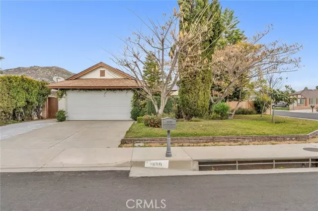 22800 Kinross LN, Moreno Valley, CA 92557