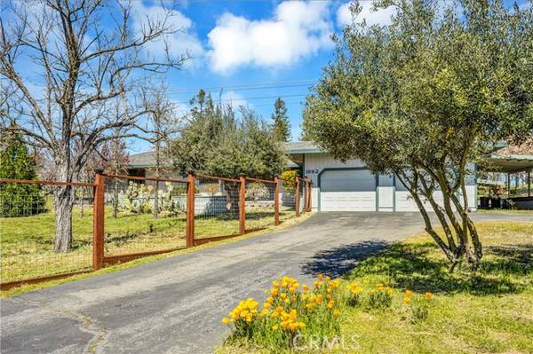 1882 Todd RD, Lakeport, CA 95453