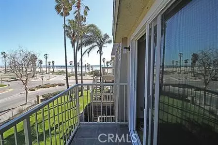 Port Hueneme, CA 93041,364 E Surfside DR