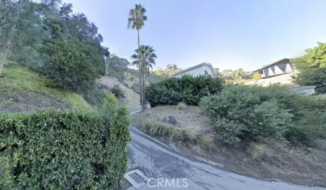 Los Angeles, CA 90069,0 Woods DR