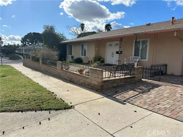 Sylmar, CA 91342,12617 Lazard ST