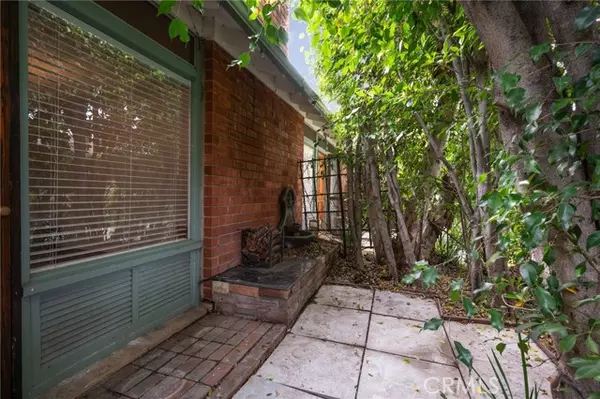 Santa Monica, CA 90404,2025 Cloverfield BLD C