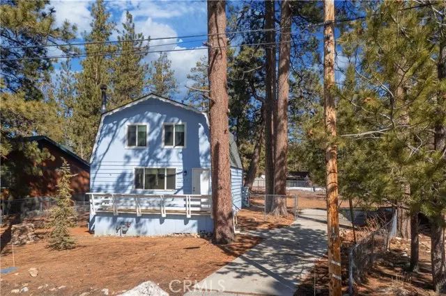 Big Bear Lake, CA 92315,151 Mountain Lake RD