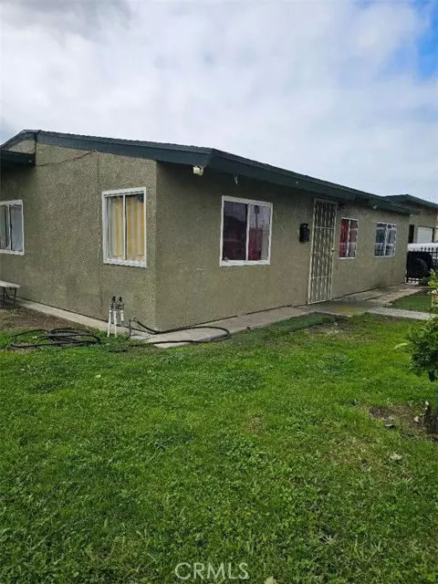 Lawndale, CA 90260,4202 W 154th ST