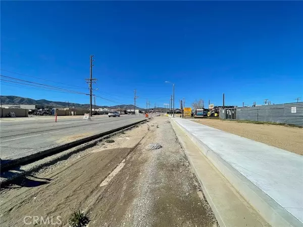 Palmdale, CA 93550,0 Vac/Ave R/Vic 9th Ste