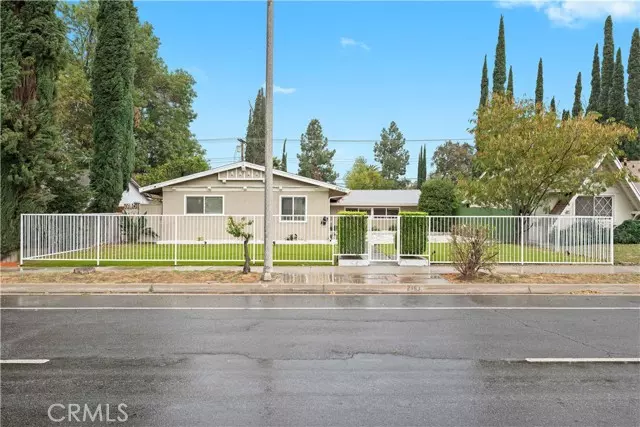 West Hills, CA 91307,23830 Vanowen ST