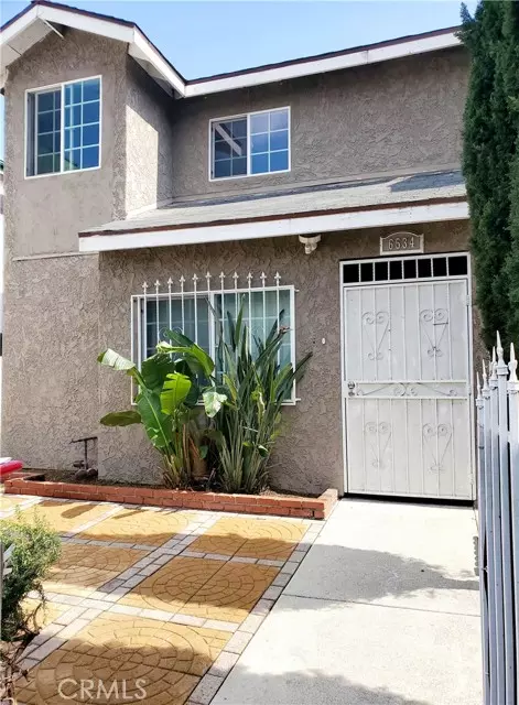 Huntington Park, CA 90255,6534 Malabar ST