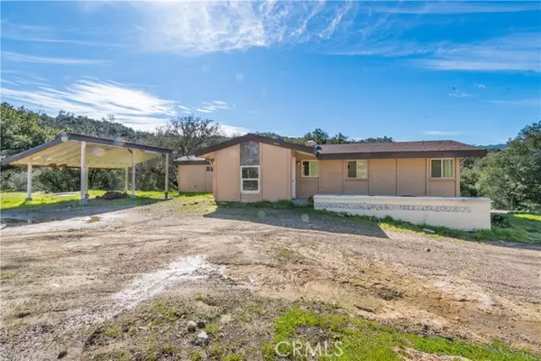 Paso Robles, CA 93446,14615 Chimney Rock RD