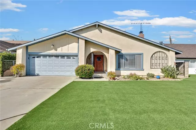 22153 Ballinger ST, Chatsworth, CA 91311