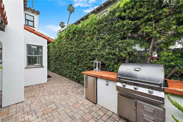 Laguna Beach, CA 92651,1155 Catalina