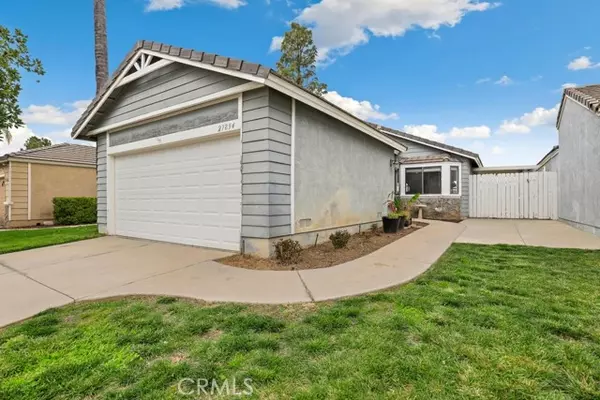 Romoland, CA 92585,27894 Moonridge DR