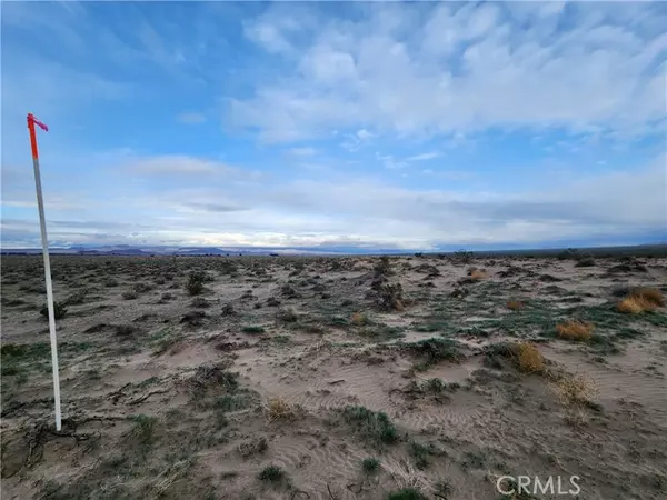 Newberry Springs, CA 92356,40 AC Near Center RD