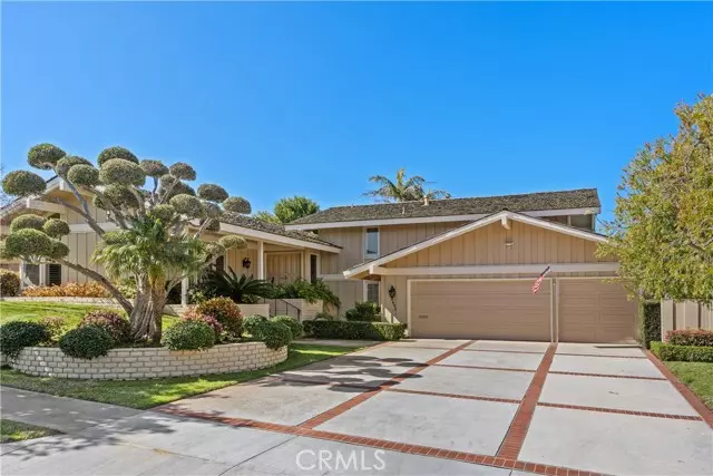 2609 Lighthouse LN, Corona Del Mar, CA 92625