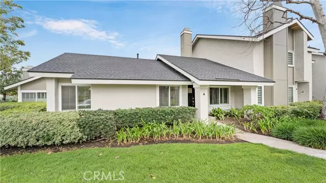 4 Butterfield 2, Irvine, CA 92604