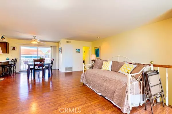 San Clemente, CA 92672,317 Avenida Del Mar 3