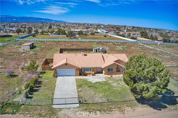 Oak Hills, CA 92344,10230 Joshua RD