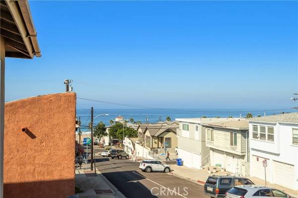 232 11th ST, Manhattan Beach, CA 90266