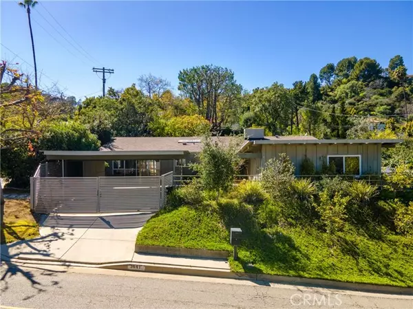 3641 Woodcliff RD, Sherman Oaks, CA 91403