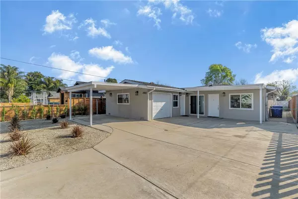 25150 Atwood BLD, Newhall, CA 91321