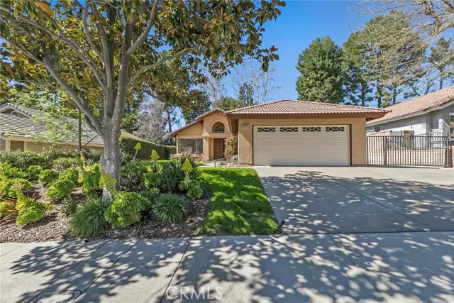 Saugus, CA 91350,21838 Jeffers LN