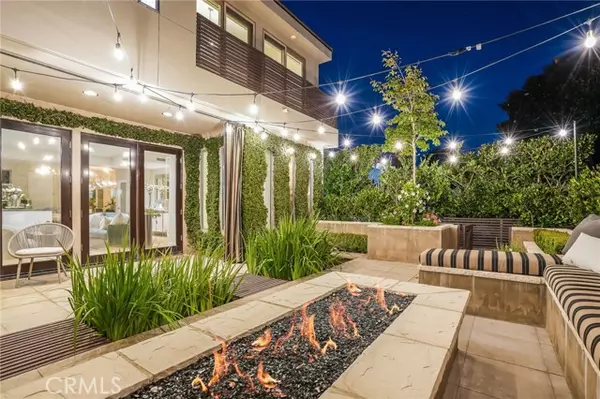 Corona Del Mar, CA 92625,505 Poinsettia AVE