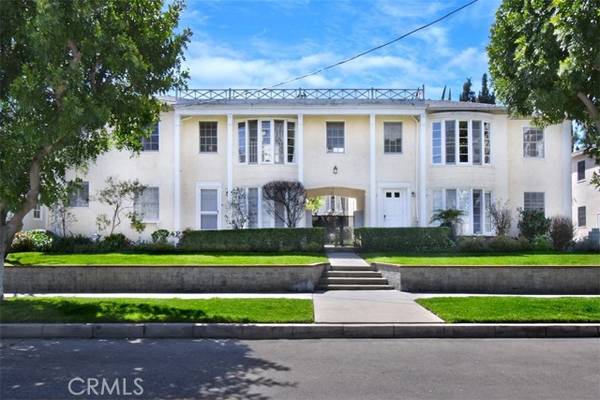 15230 1/2 Dickens ST, Sherman Oaks, CA 91403