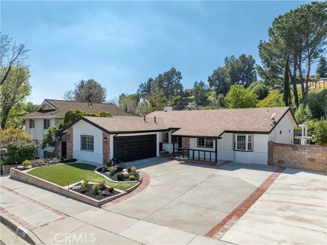 Saugus, CA 91350,27217 Garza DR