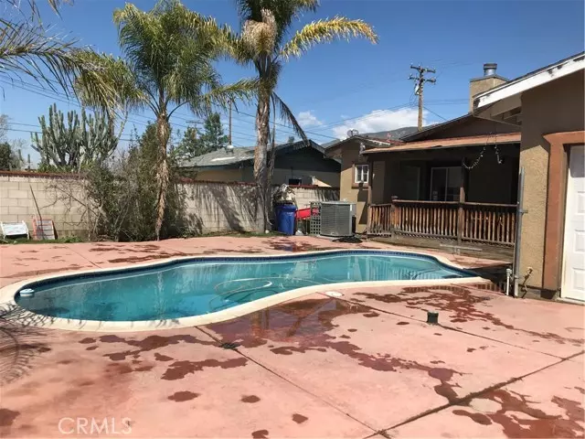 186 Idyllwild DR, San Jacinto, CA 92583