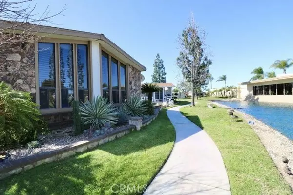 Brea, CA 92821,641 Crest Lake CIR 223