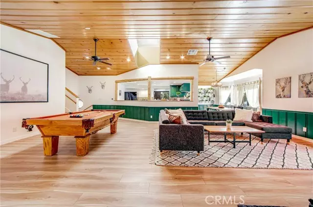 Big Bear Lake, CA 92315,42512 Fox Farm RD