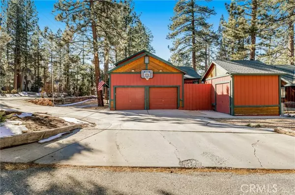 Big Bear Lake, CA 92315,42512 Fox Farm RD