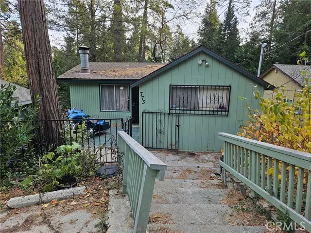 773 Woodland RD, Crestline, CA 92325