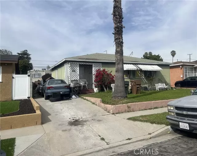 1613 W 126th ST, Los Angeles, CA 90047