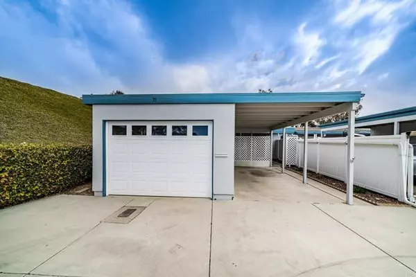 Oceanside, CA 92057,3875 Vista Campana South 35