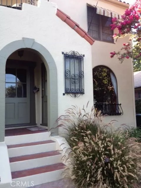 925 Atchison, Pasadena, CA 91104