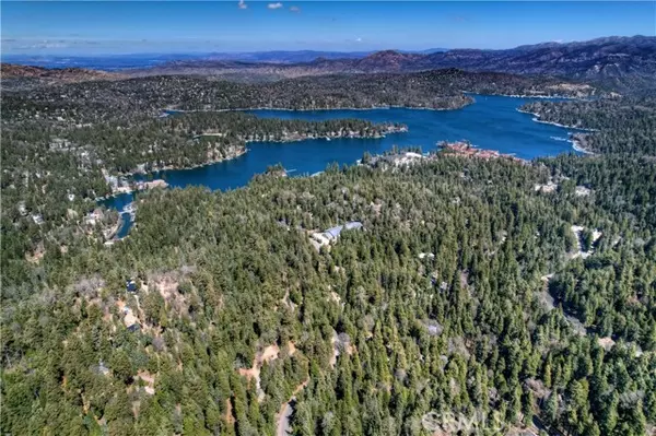 Lake Arrowhead, CA 92352,530 Burnt Mill RD