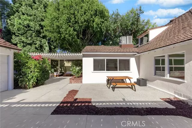 2905 Woodlawn AVE, San Marino, CA 91108